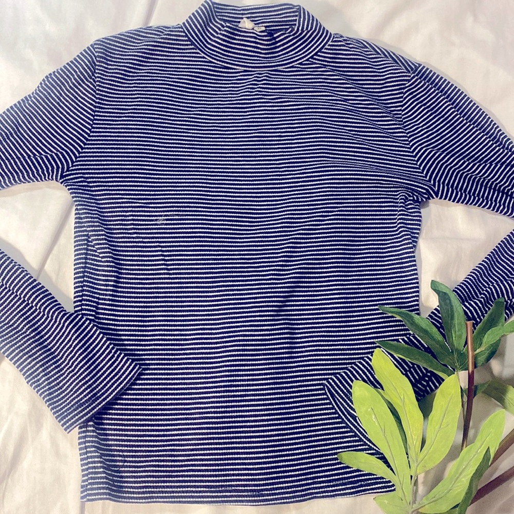 Sky and Sparrow, striped ribbed navy and white turtleneck